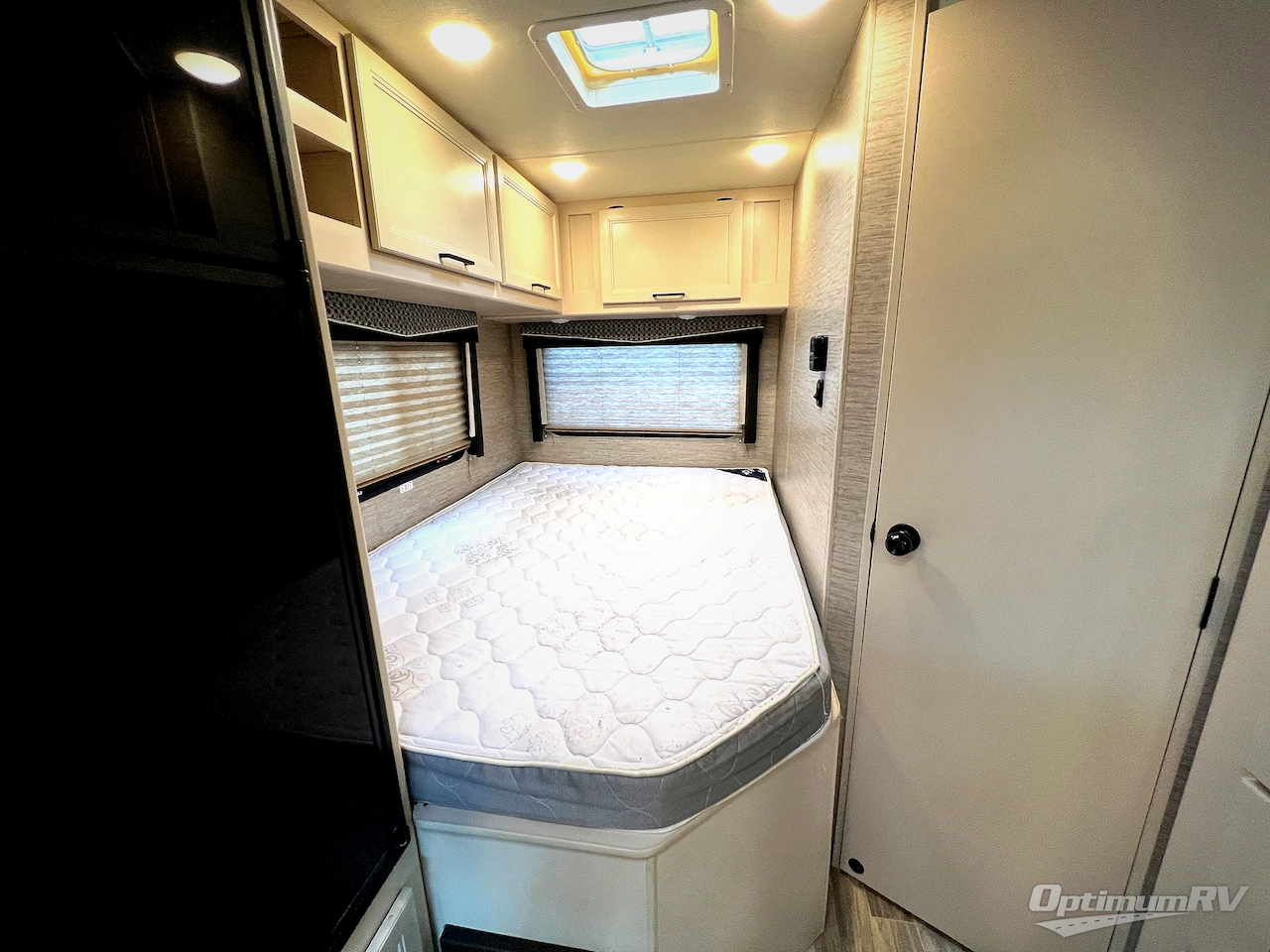 2021 Thor Four Winds 22E Photo 23