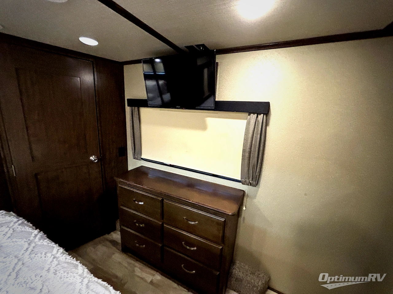 2019 Grand Design Solitude 375RES Photo 12