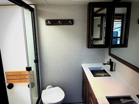 2022 Grand Design Solitude 390RK RV Photo 4