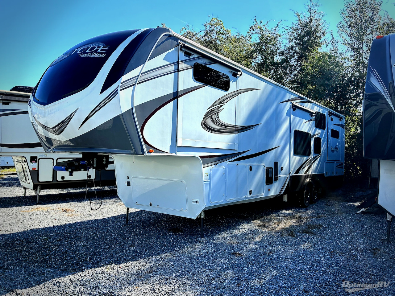 2022 Grand Design Solitude 390RK Photo 1