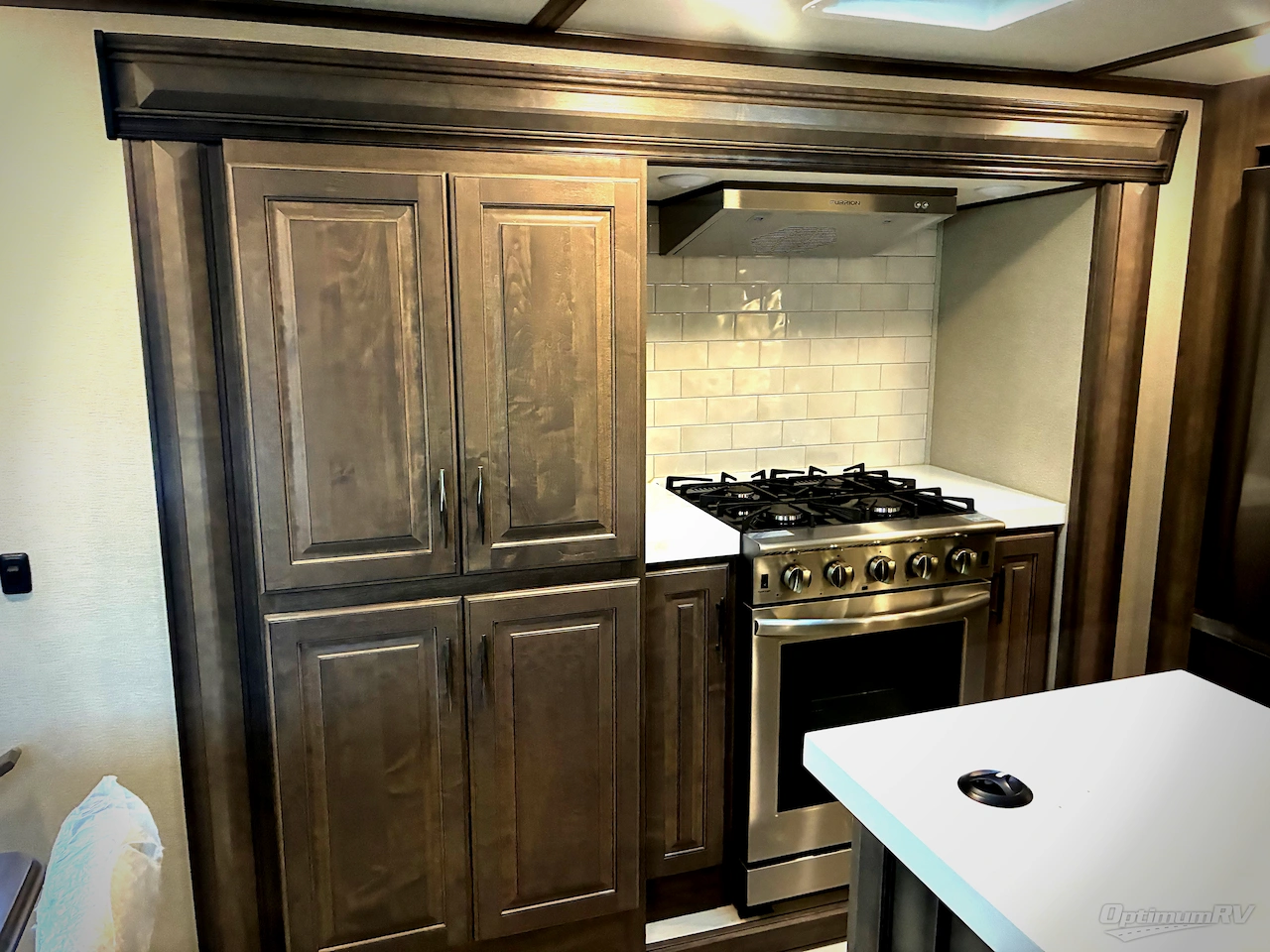 2022 Grand Design Solitude 390RK Photo 12