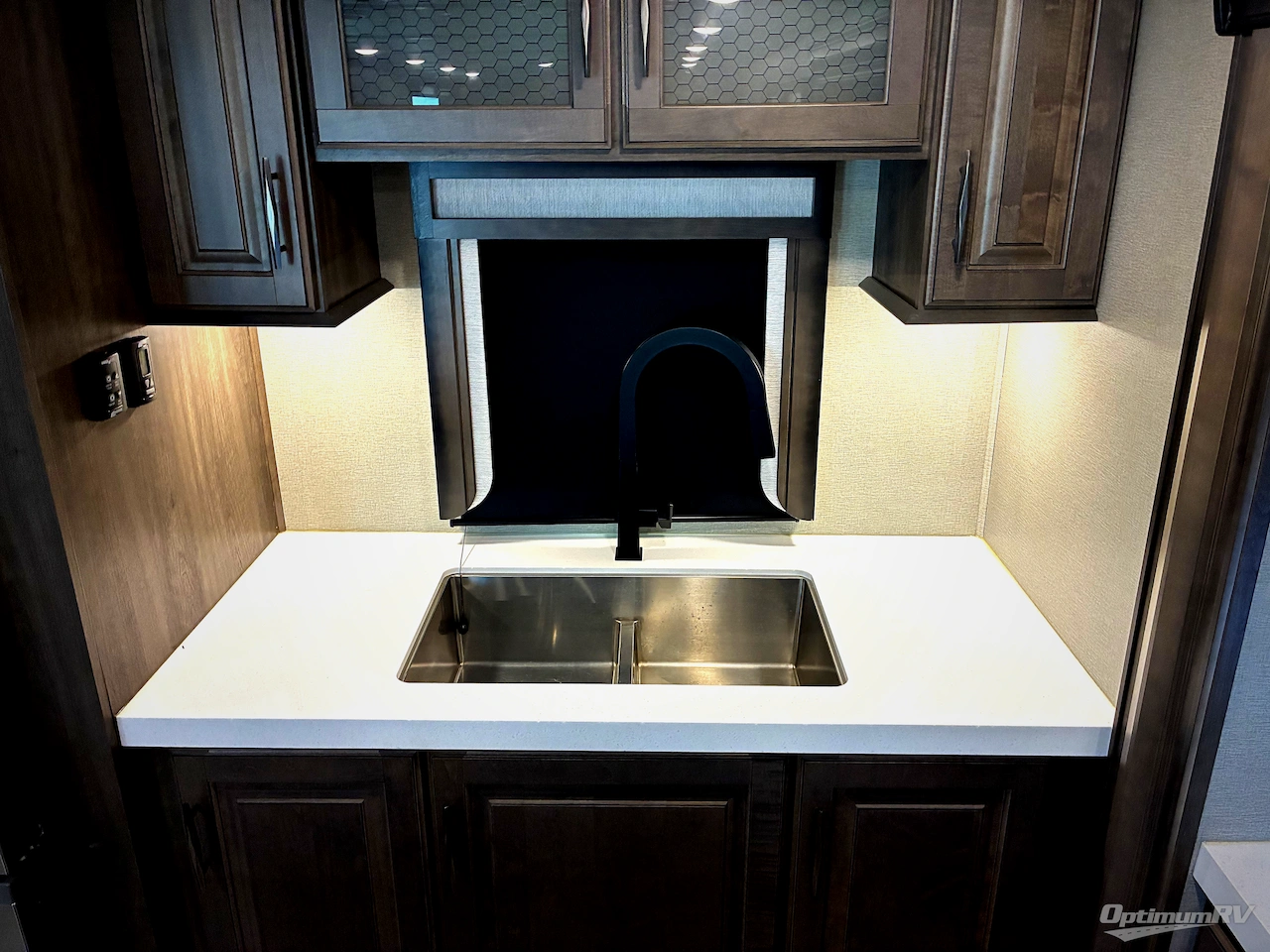2022 Grand Design Solitude 390RK Photo 14