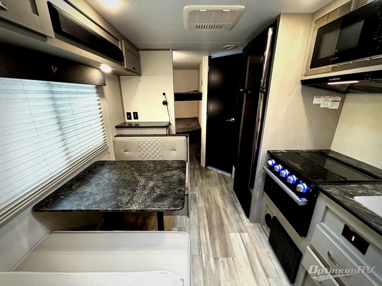 2022 Prime Time Tracer 200BHSLE Photo 4