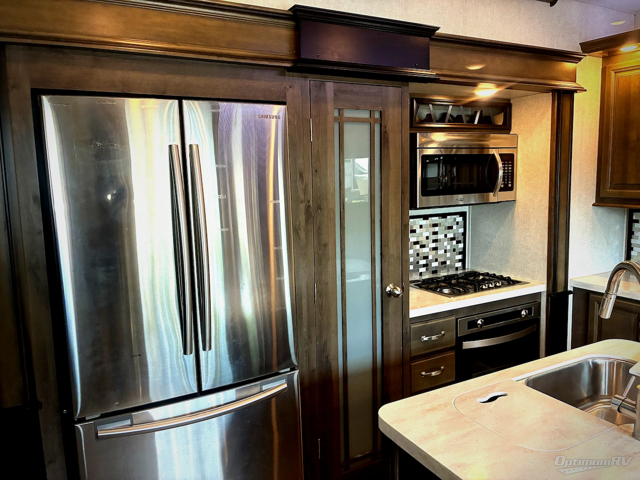 2018 Keystone Montana 3791RD Photo 5