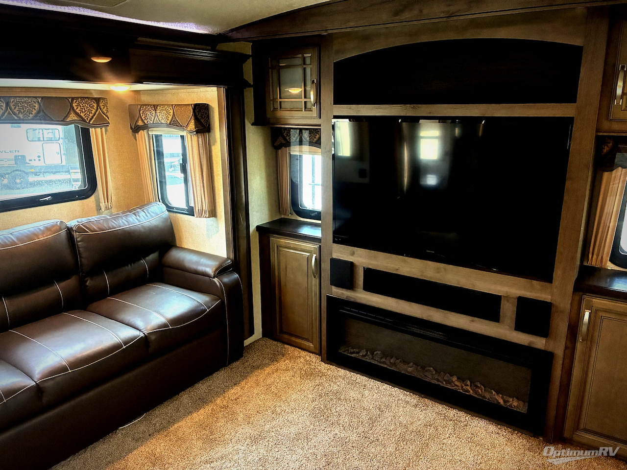 2018 Keystone Montana 3791RD Photo 10