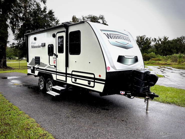 2021 Winnebago Towables Micro Minnie 2106DS RV Photo 1