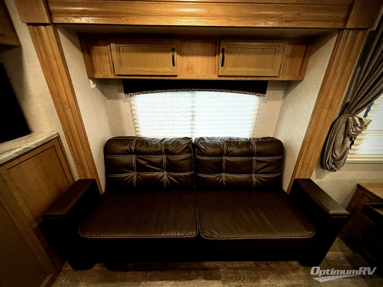 2021 Winnebago Towables Micro Minnie 2106DS Photo 9