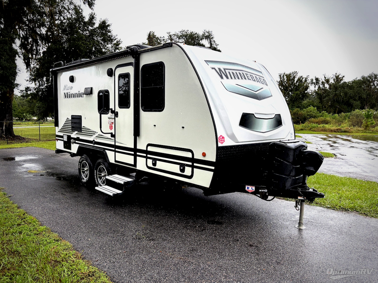 2021 Winnebago Towables Micro Minnie 2106DS Photo 1
