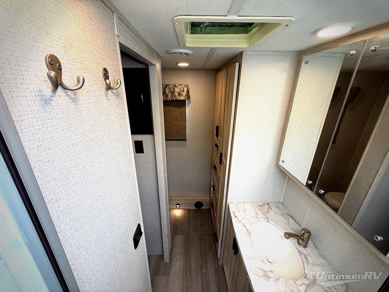 2021 Forest River Sunseeker Classic 2440DS Ford Photo 19