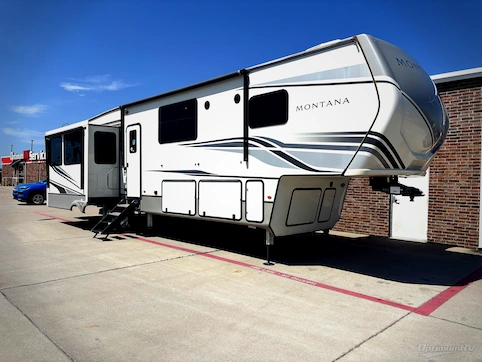 Used 2022 Keystone Montana 3855BR Featured Photo