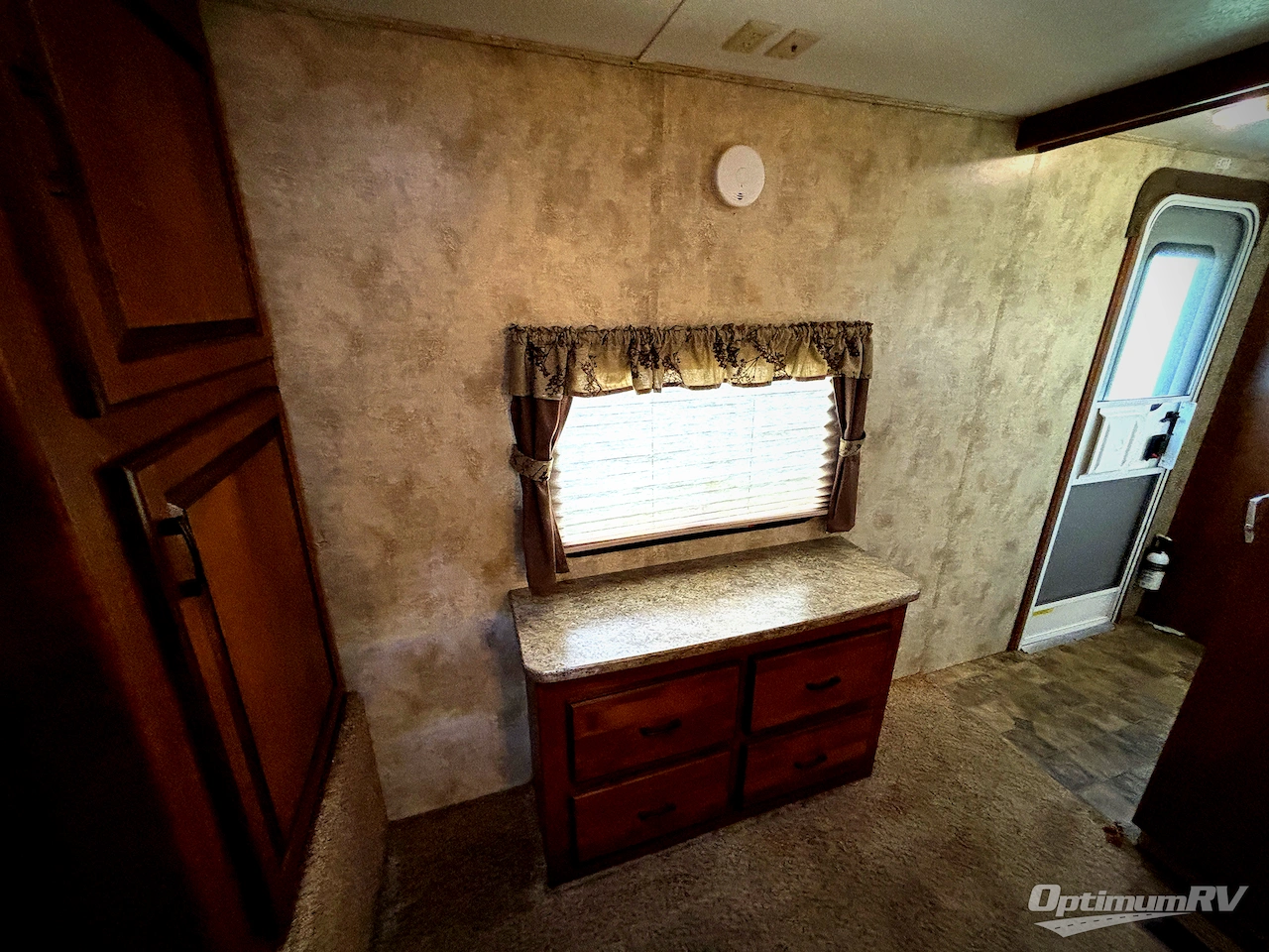 2011 Keystone Laredo Super Lite 296RE Photo 11
