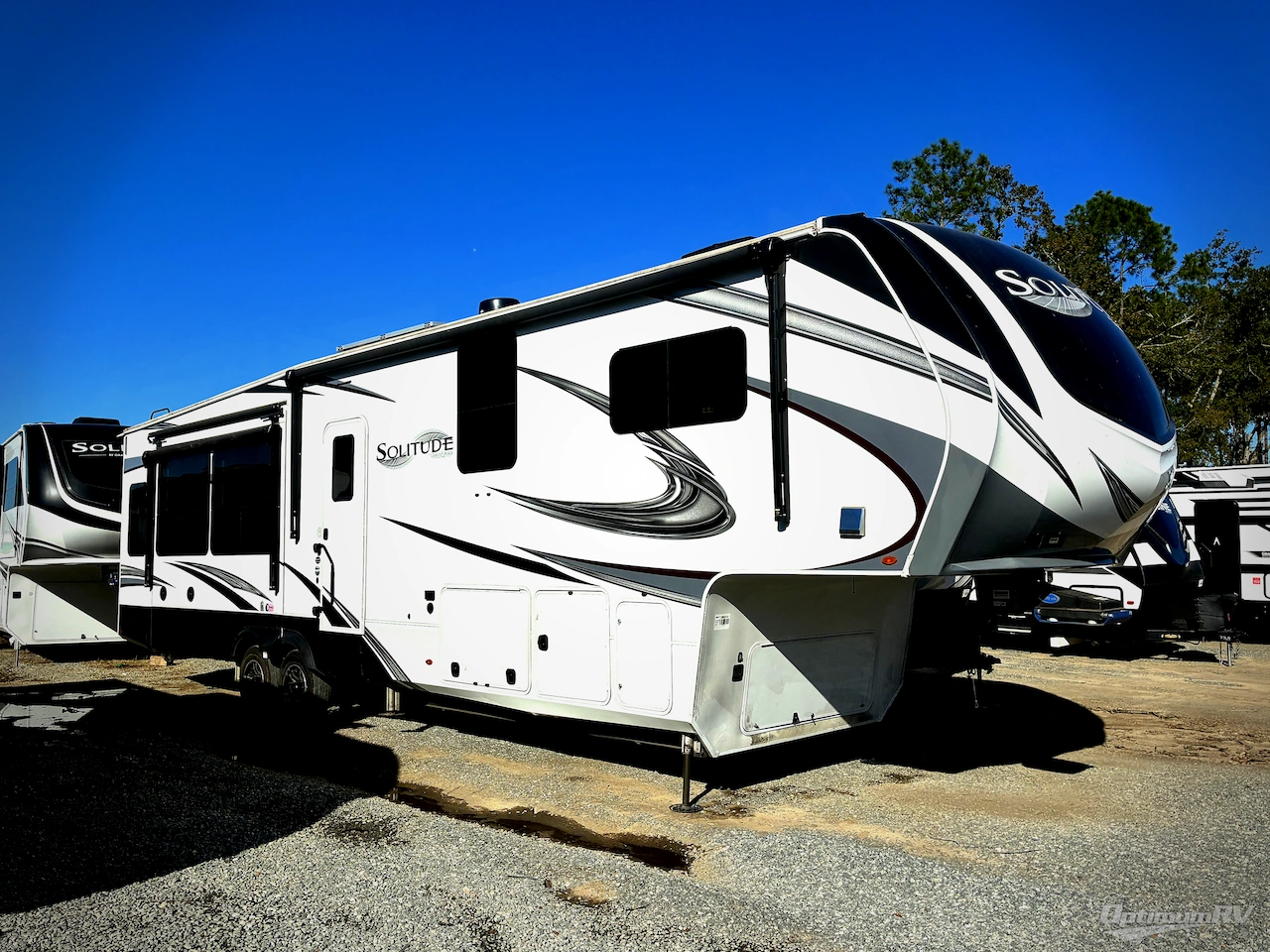 2022 Grand Design Solitude 378MBS Photo 1