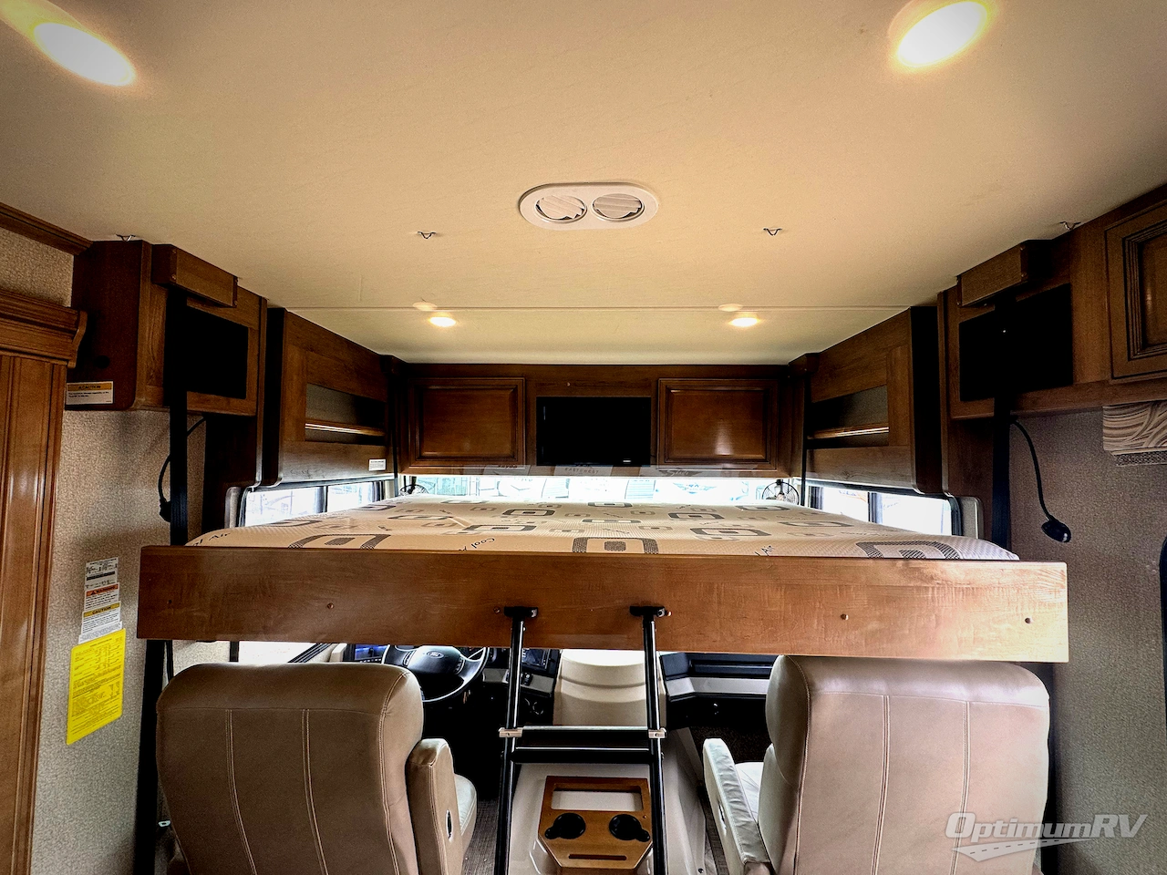 2019 Holiday Rambler Vacationer 36F Photo 8