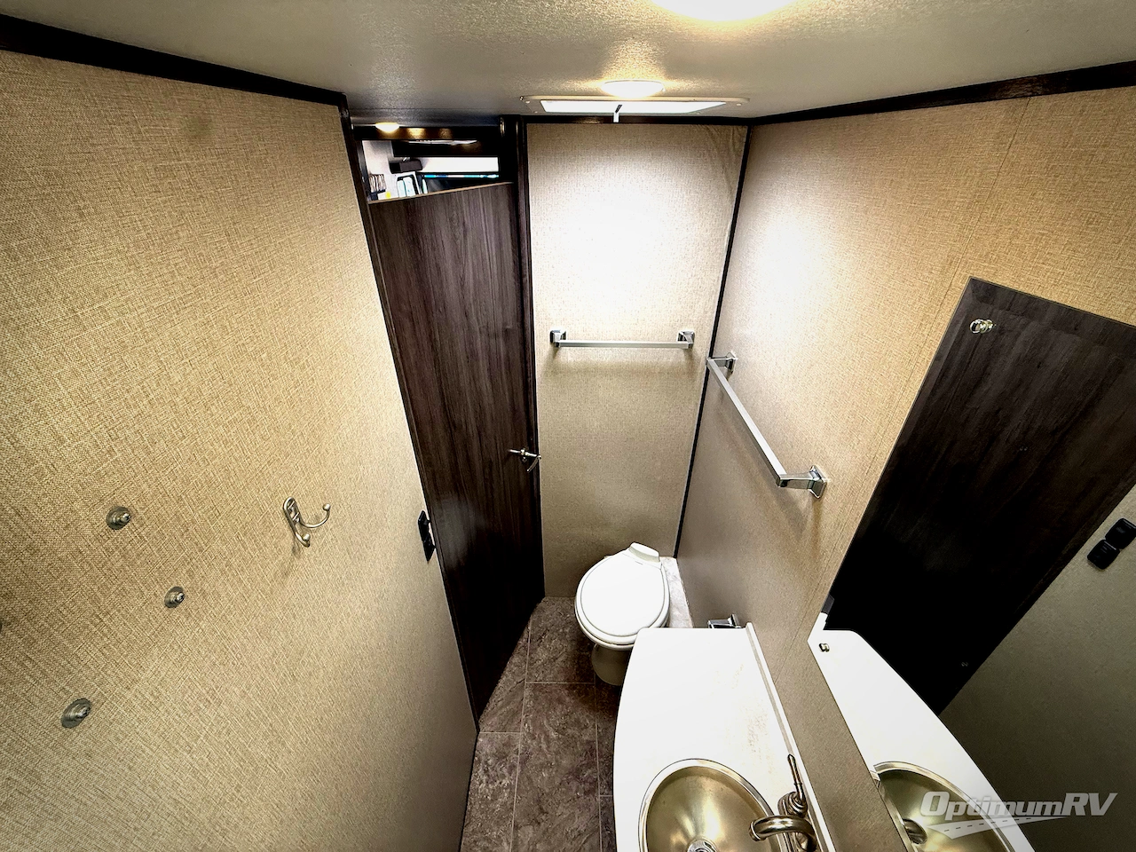 2018 Holiday Rambler Reno 25S Photo 20