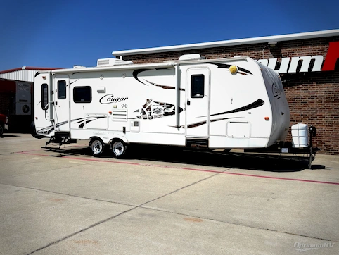 Used 2010 Keystone Cougar X-Lite 27RLS Featured Photo