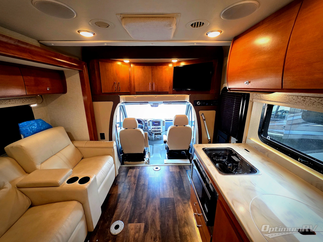 2019 Tiffin Wayfarer 25QW Photo 5
