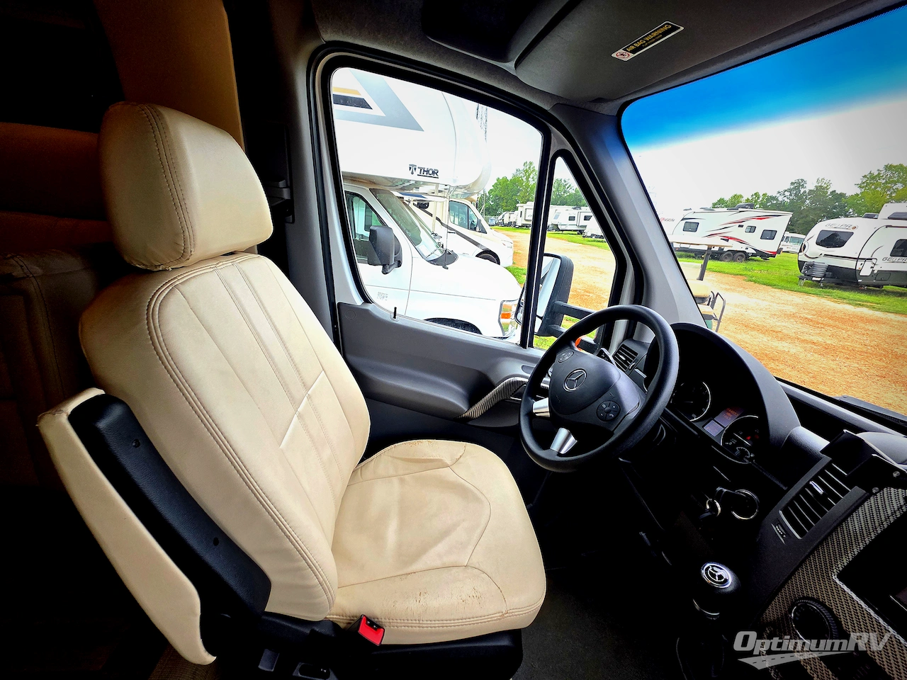 2019 Tiffin Wayfarer 25QW Photo 7
