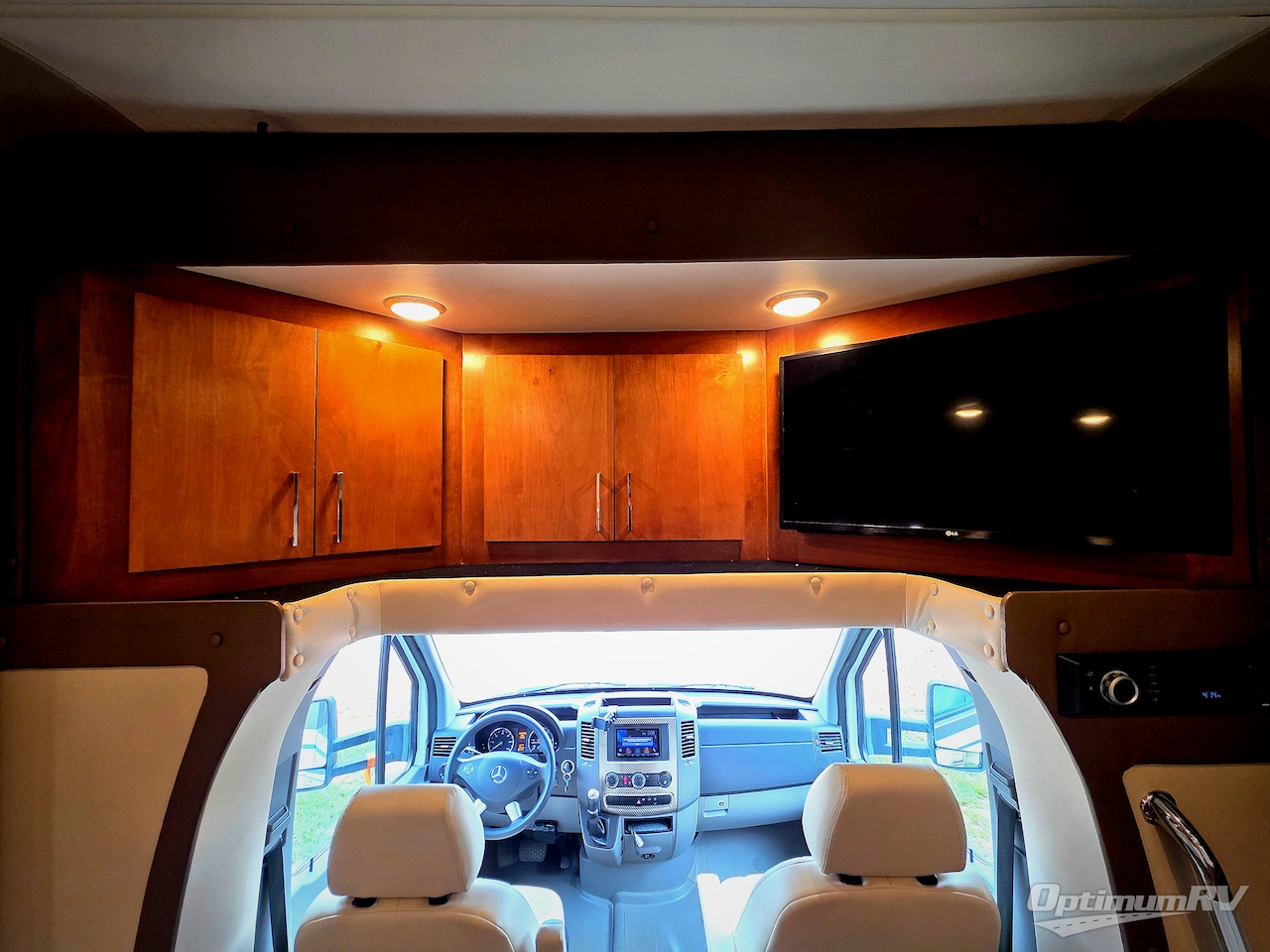 2019 Tiffin Wayfarer 25QW Photo 12