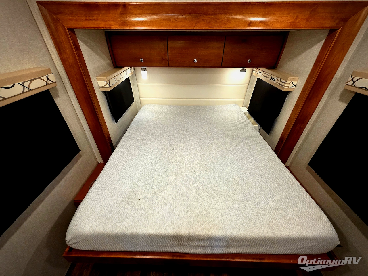 2019 Tiffin Wayfarer 25QW Photo 20