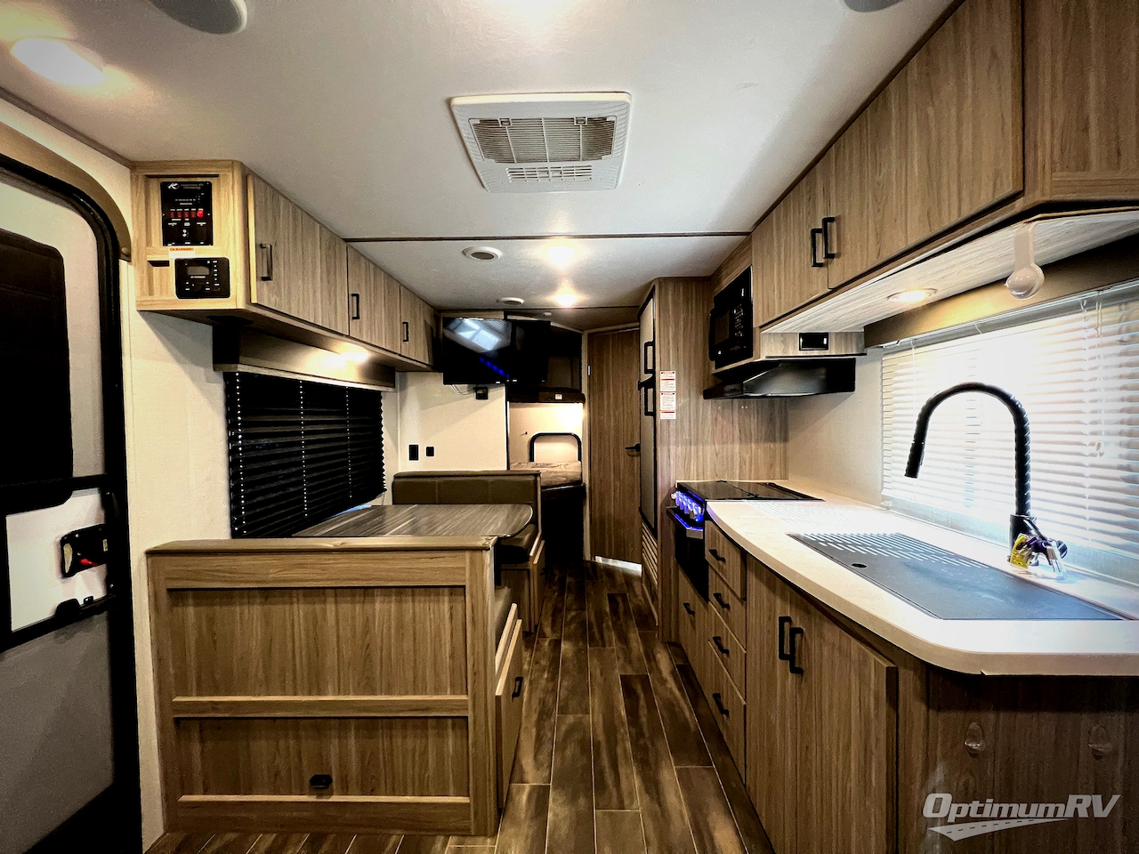 2021 Keystone Passport 219BH SL Series Photo 5