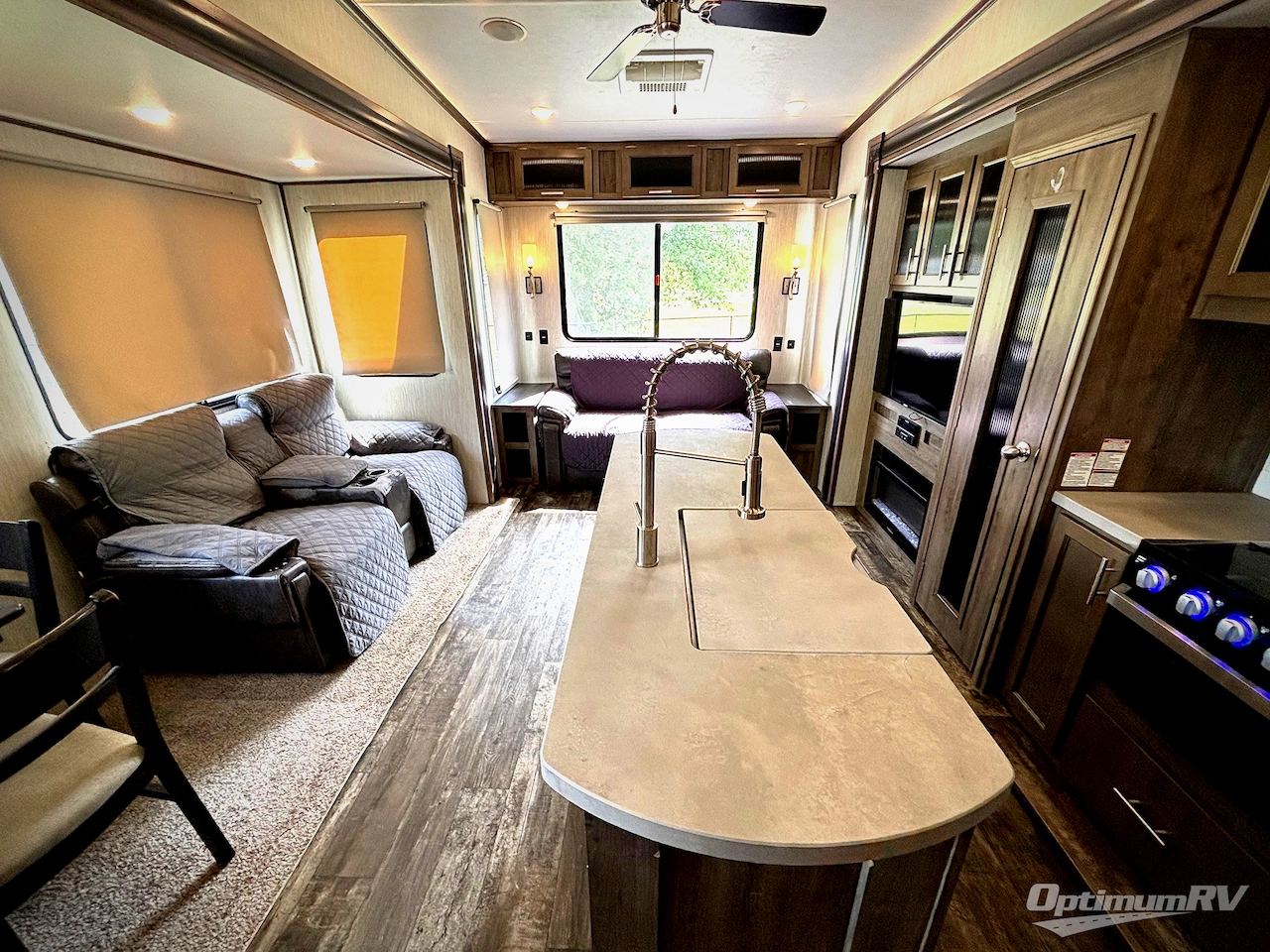 2019 Forest River Sabre 36BHQ Photo 4