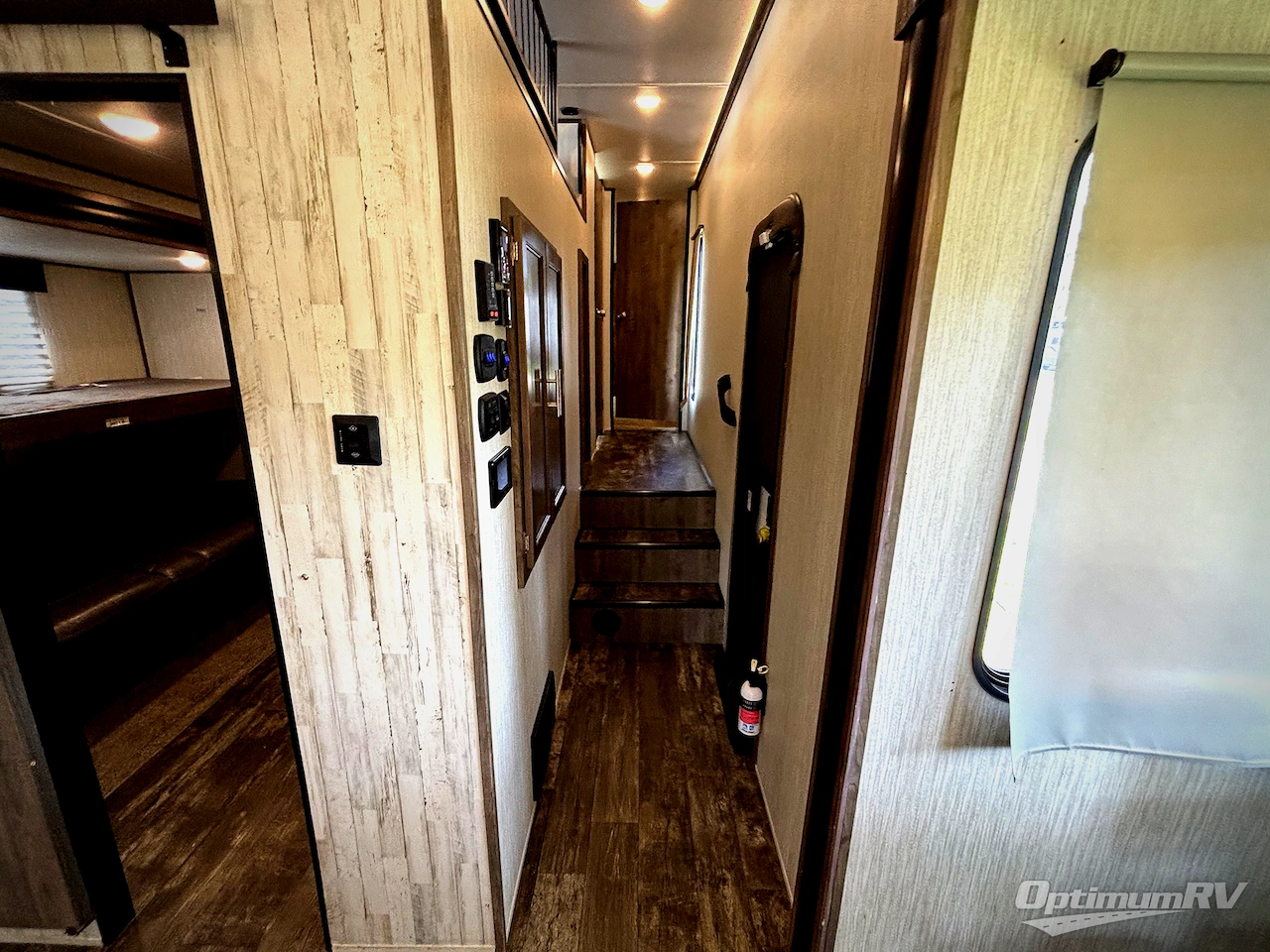 2019 Forest River Sabre 36BHQ Photo 7