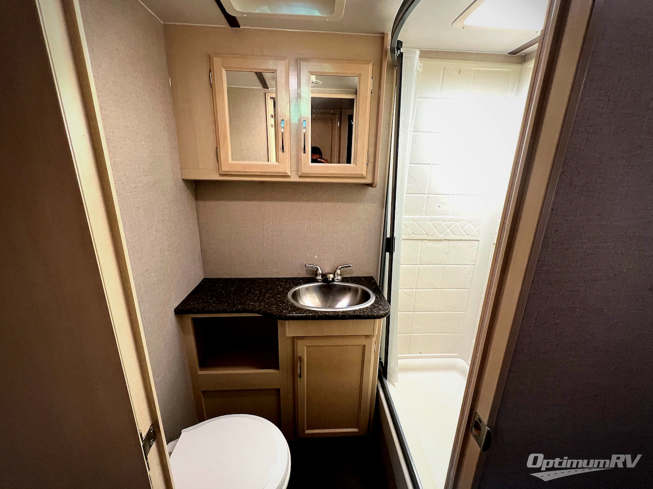 2019 Winnebago Towables Minnie 2500FL Photo 16