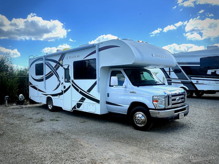 2014 Thor Chateau 28Z RV Photo 1