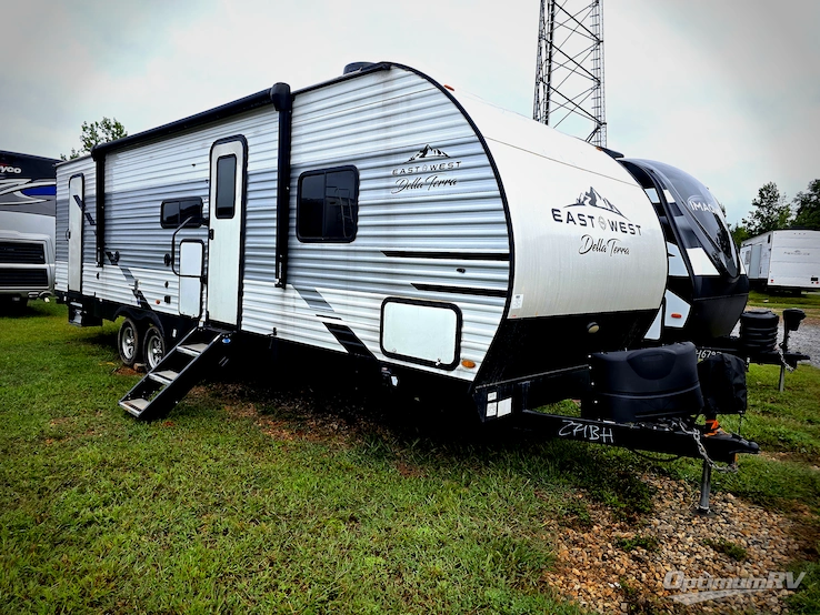 2023 East To West Della Terra 271BH RV Photo 1