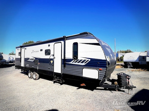 Used 2018 CrossRoads Zinger ZR320FB Featured Photo