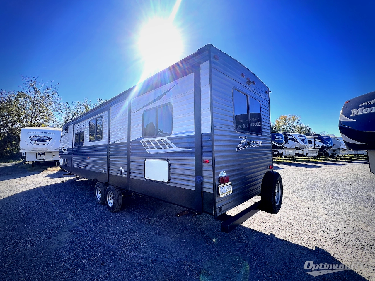 2018 CrossRoads Zinger ZR320FB Photo 3