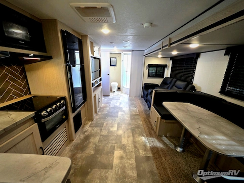2022 Coachmen Apex Ultra-Lite 265RBSS RV Photo 2