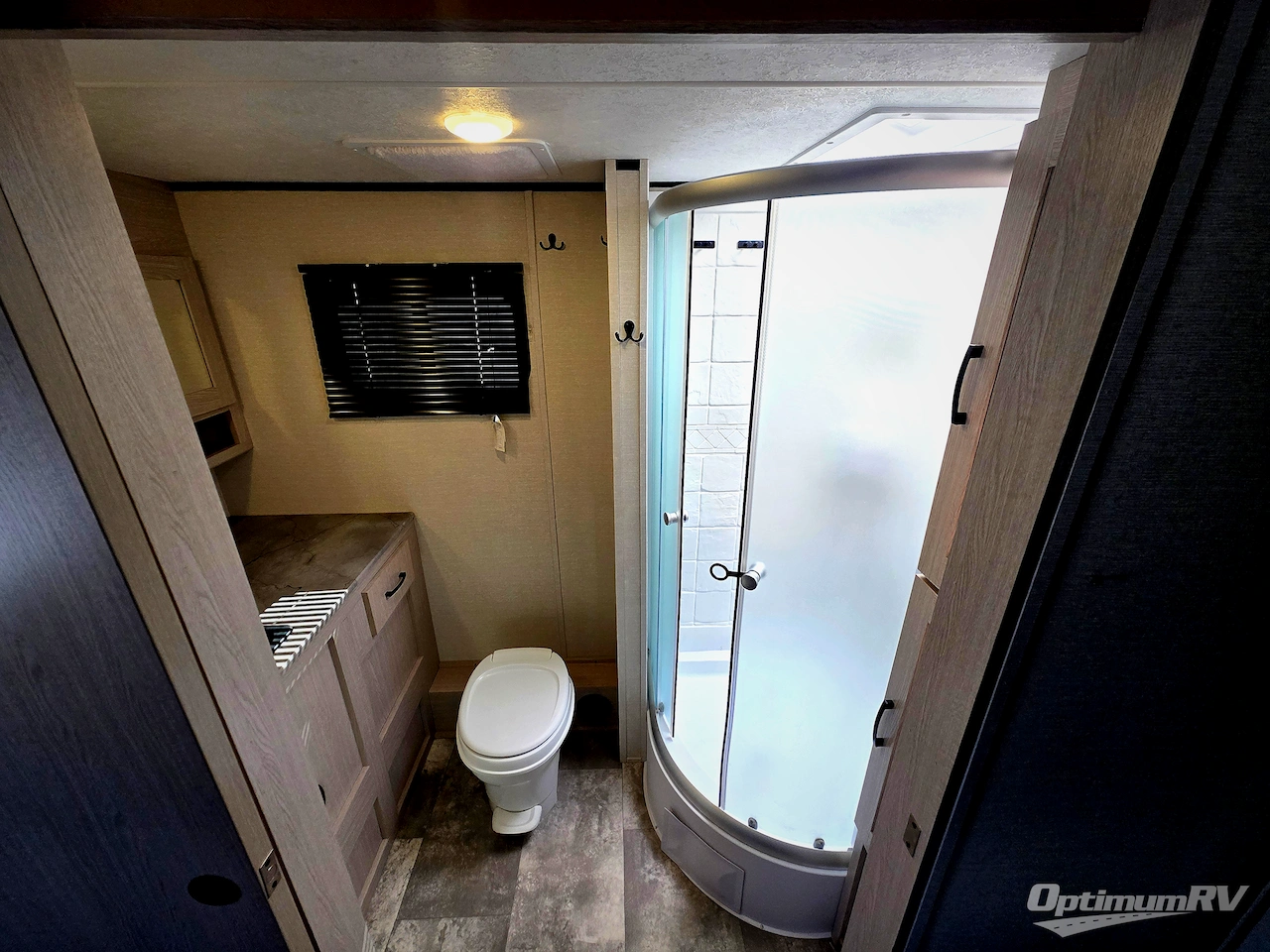 2022 Coachmen Apex Ultra-Lite 265RBSS Photo 17
