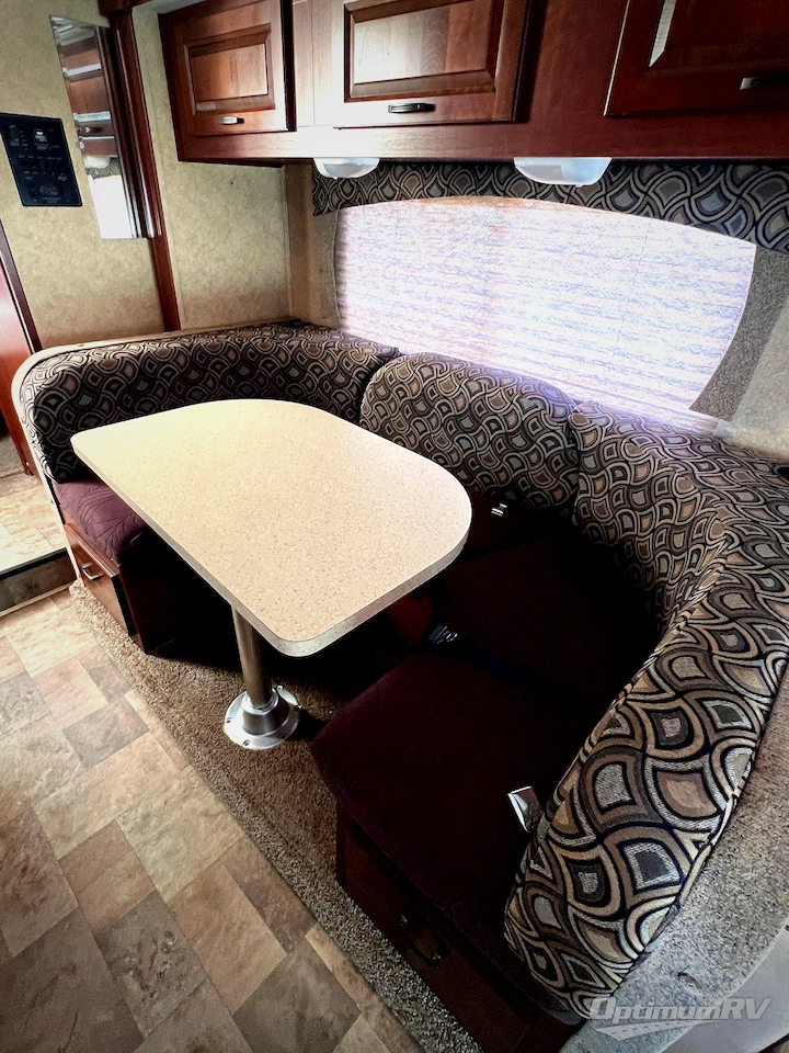 2013 Forest River Sunseeker 3010DS Ford Photo 9