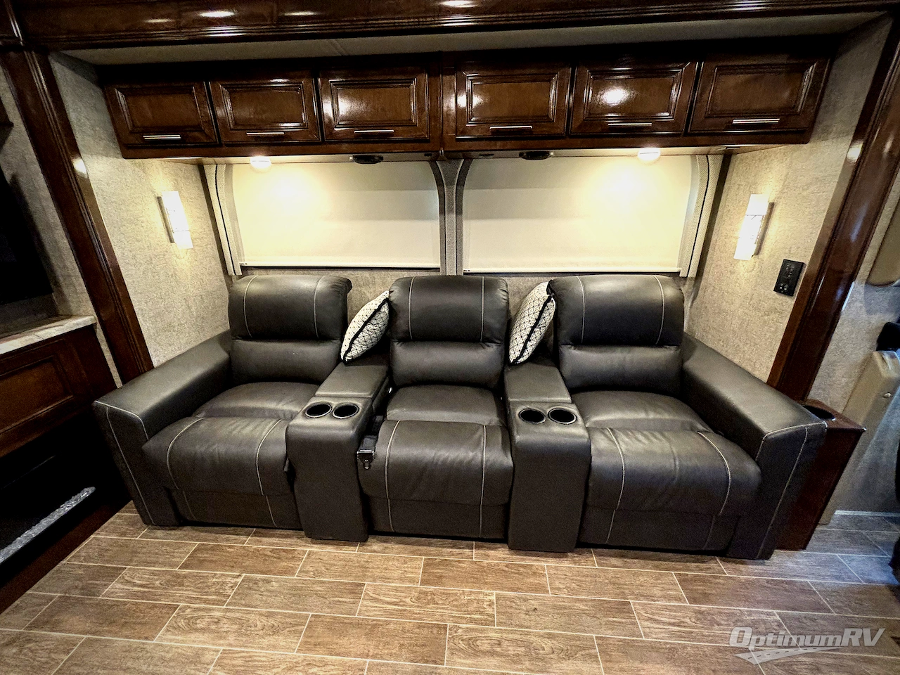 2020 Thor Miramar 35.4 Photo 8