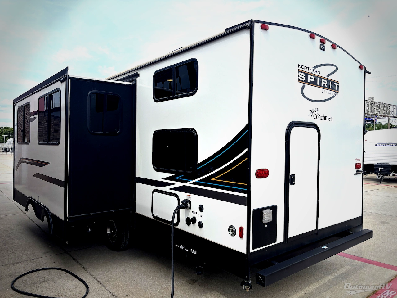2022 Coachmen Spirit Ultra Lite 2963BH Photo 3