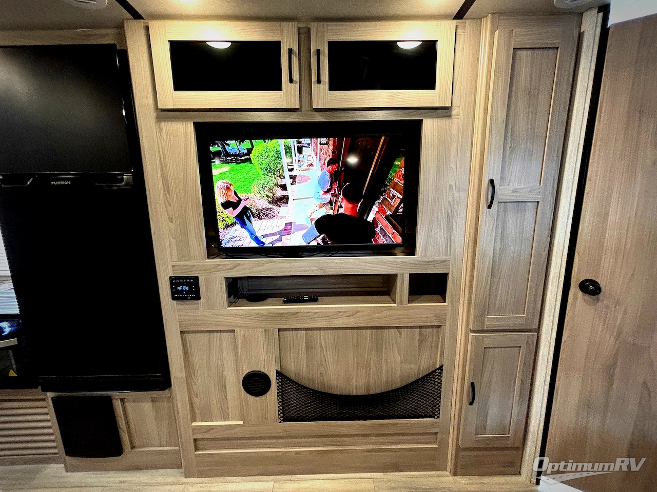 2022 Coachmen Spirit Ultra Lite 2963BH Photo 8