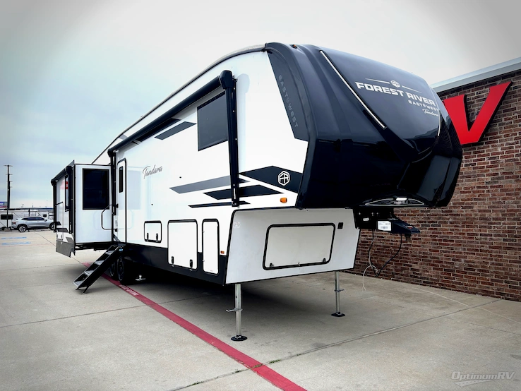 2025 East To West Tandara 386MB-OK RV Photo 1