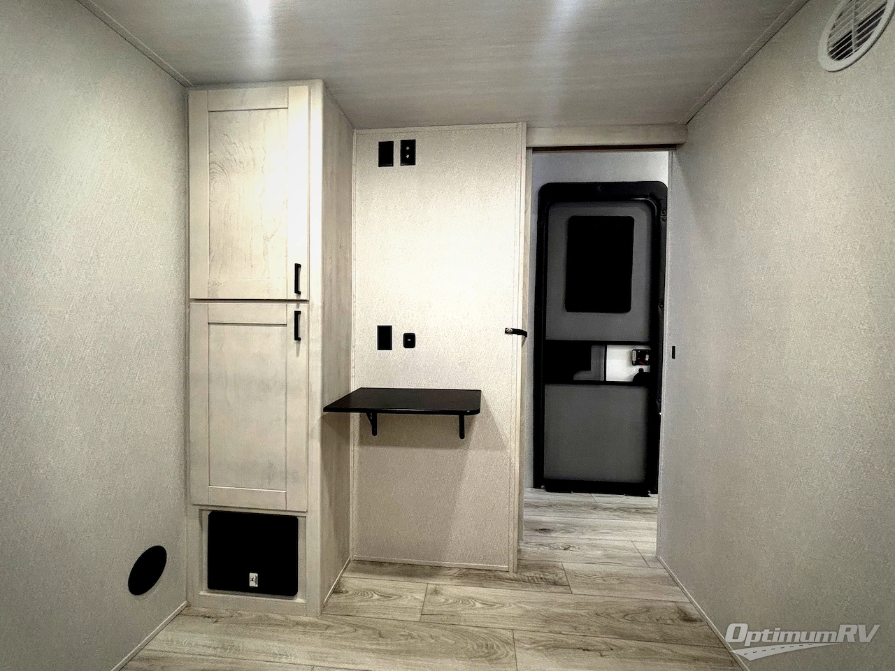 2025 East To West Tandara 386MB-OK Photo 14