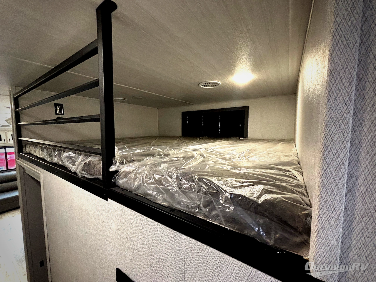 2025 East To West Tandara 386MB-OK Photo 15