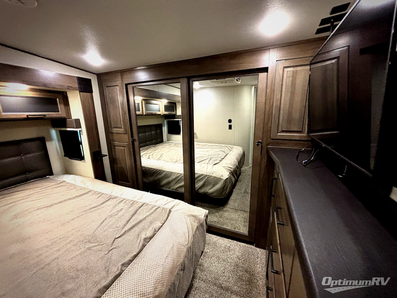 2020 Forest River Wildcat 322RK Photo 10