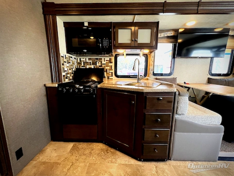 2018 Thor Windsport 27B RV Photo 3