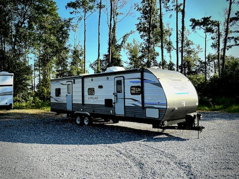 Used 2019 Coachmen Catalina Trail Blazer 29THS Featured Photo