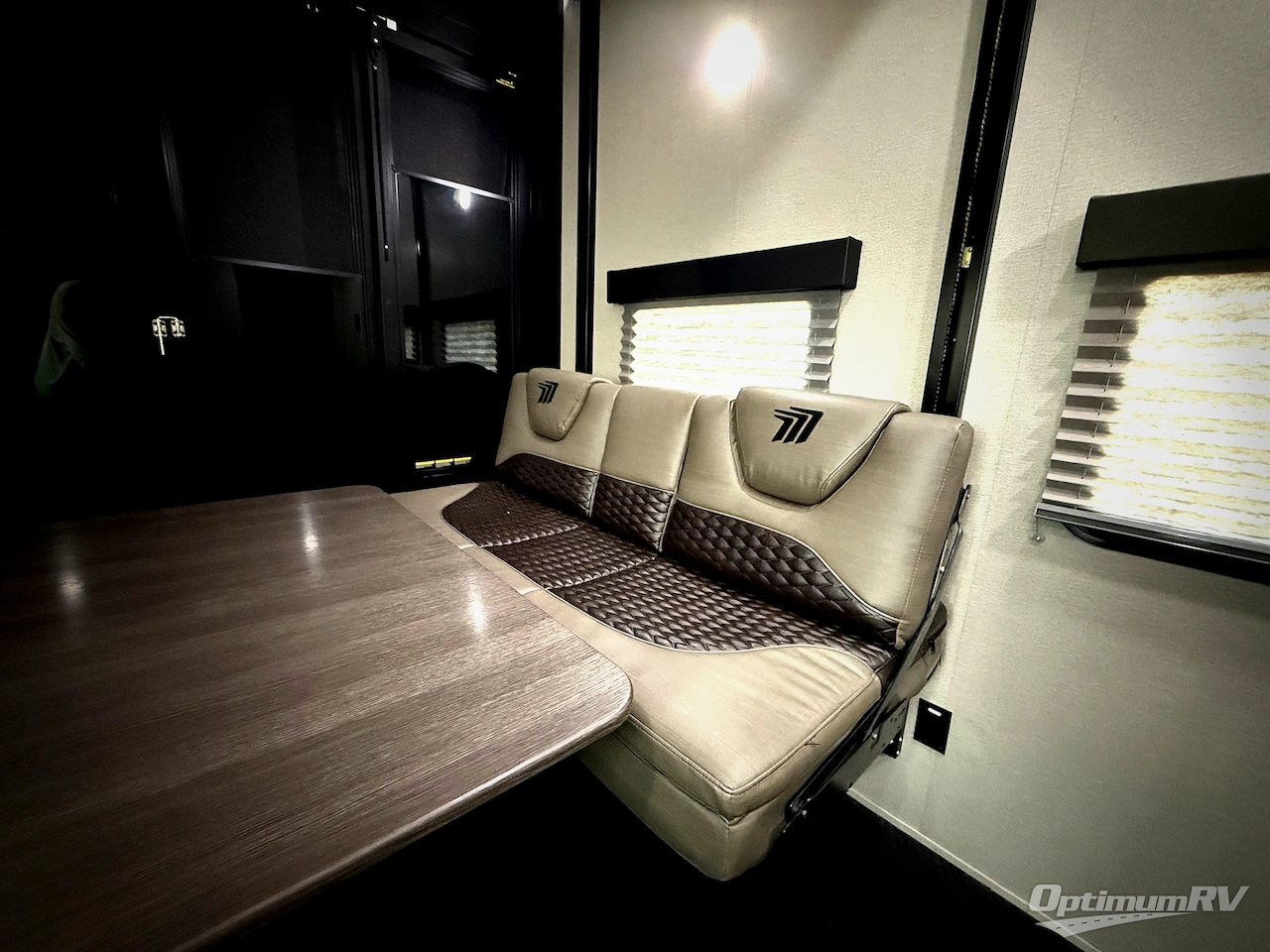 2023 Grand Design Momentum G-Class 320G Photo 22