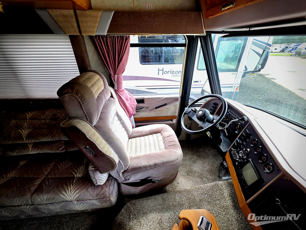1992 Holiday Rambler Imperial 35CSXS Photo 6