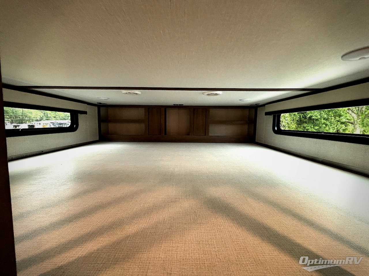 2023 Grand Design Solitude 391DL Photo 21