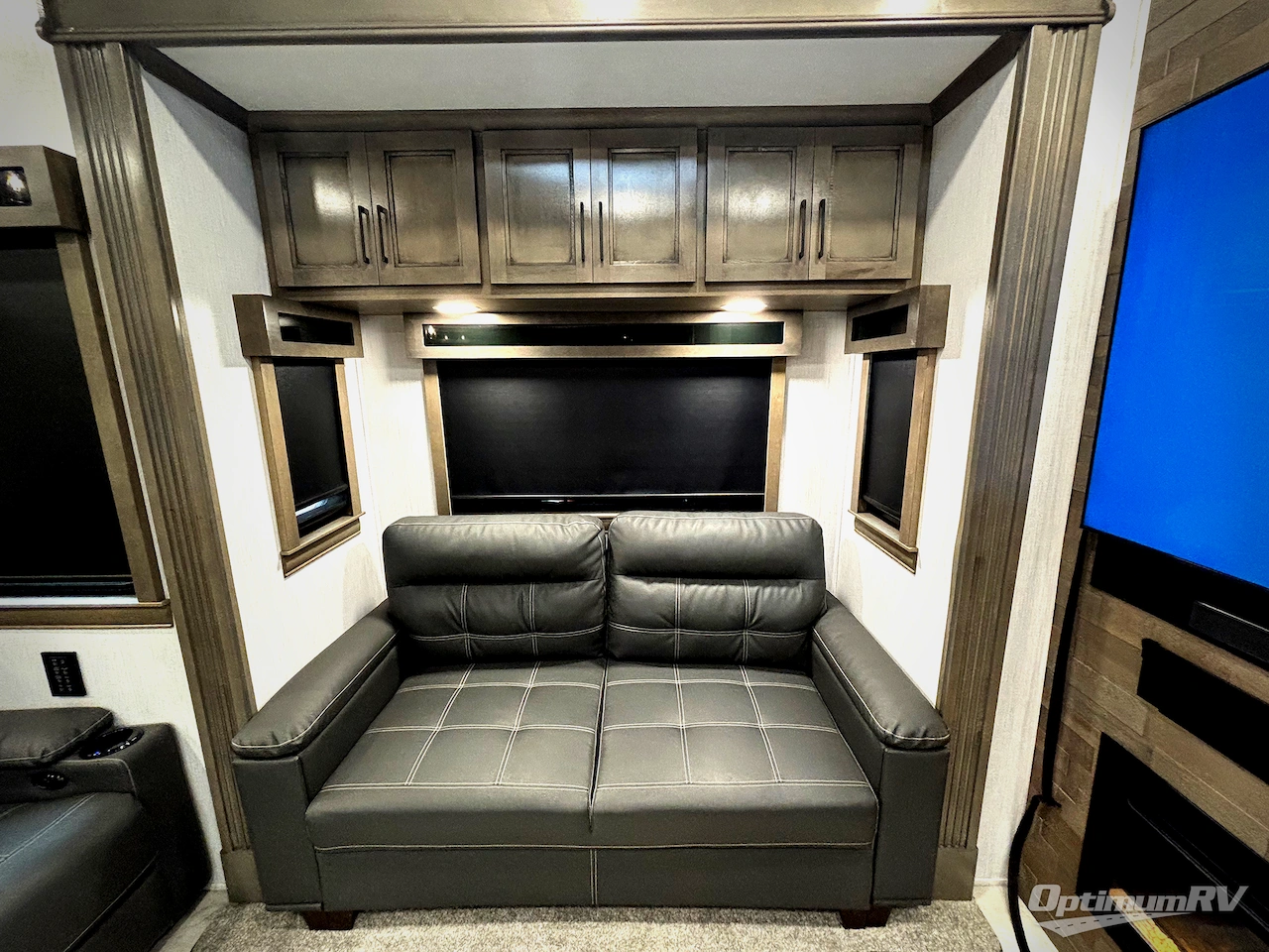 2023 Forest River RiverStone 39RKFB Photo 7