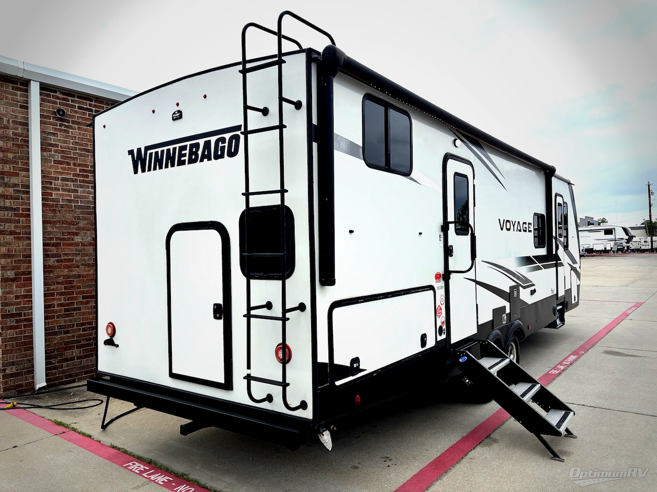 2022 Winnebago Towables Voyage 3033BH Photo 2
