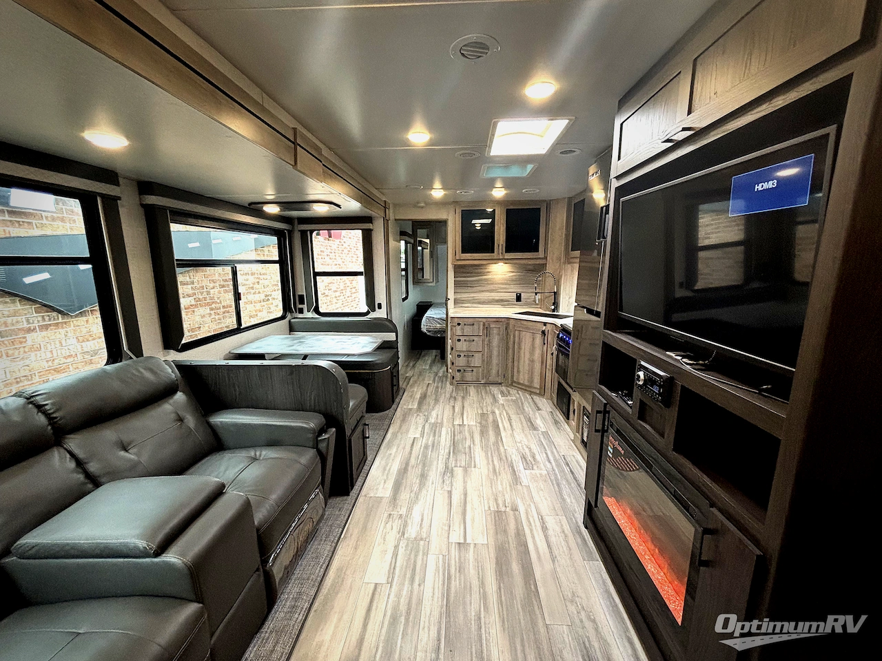 2022 Winnebago Towables Voyage 3033BH Photo 5