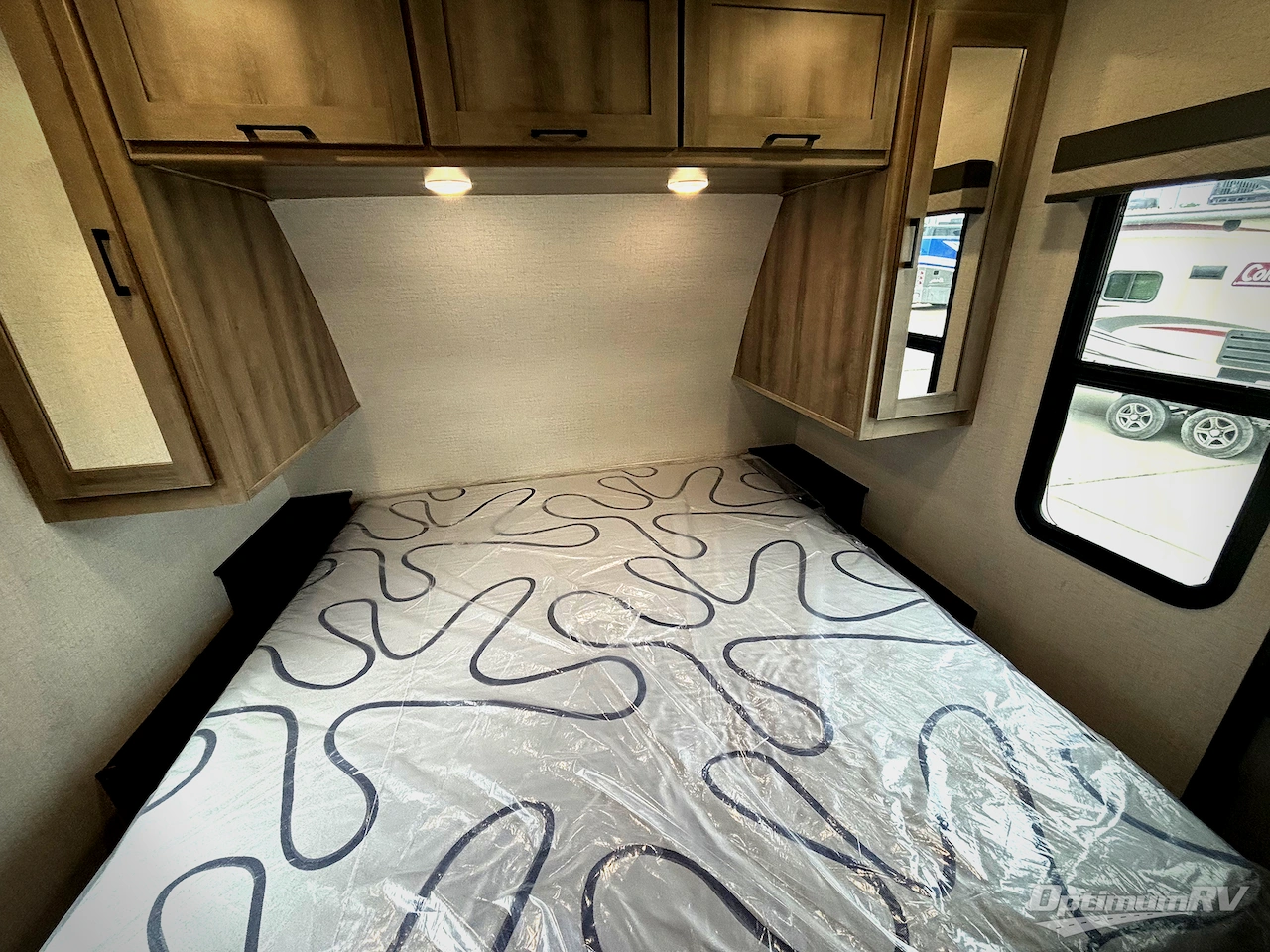 2022 Winnebago Towables Voyage 3033BH Photo 11